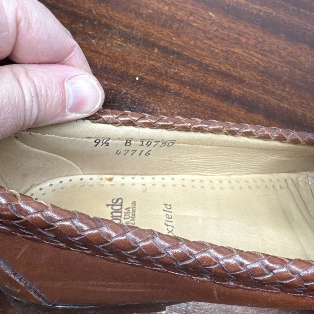 Allen Edmonds Maxfield Tassel Loafers Brown Sz 9.5 B Leather Office formal